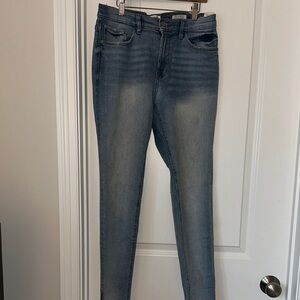 Kensie Women's Light Blue Skinny Jeans